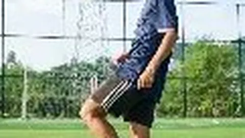 库里急需施罗德注入“神奇力量”以增强体能。